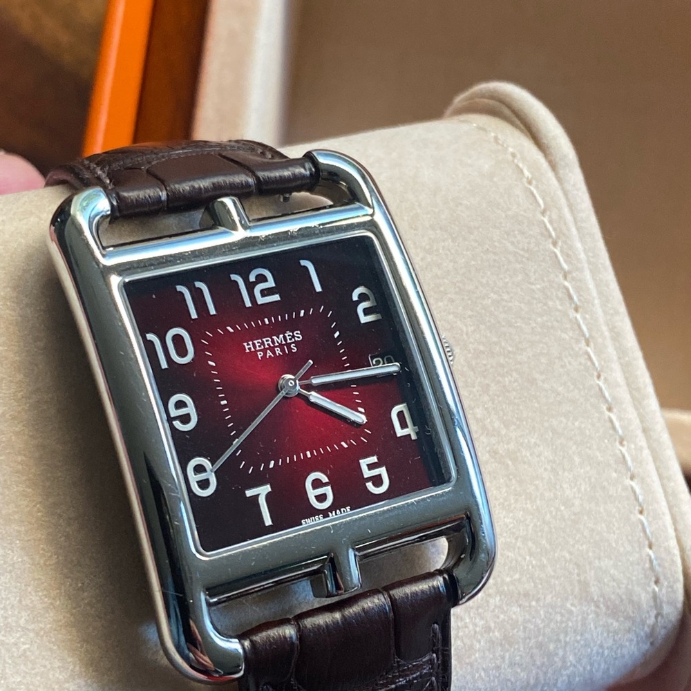 HERMES CAPE COD WATCH TGM SIZE LIMITED EDITION CROCODILE LEATHER STRAP